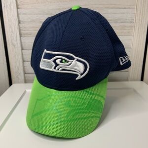 New Era NFL Seahawks Navy Blue and Green Embroidered Mascot Logo Stretch Cap New
